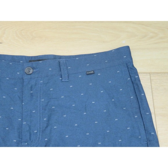 TravisMathew Shorts Mens 36 Blue Dot Print Golf Performance Stretch Casual - Picture 2 of 6